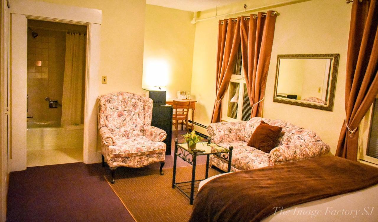 Kennedy Inn St. Andrews By The Sea Екстер'єр фото