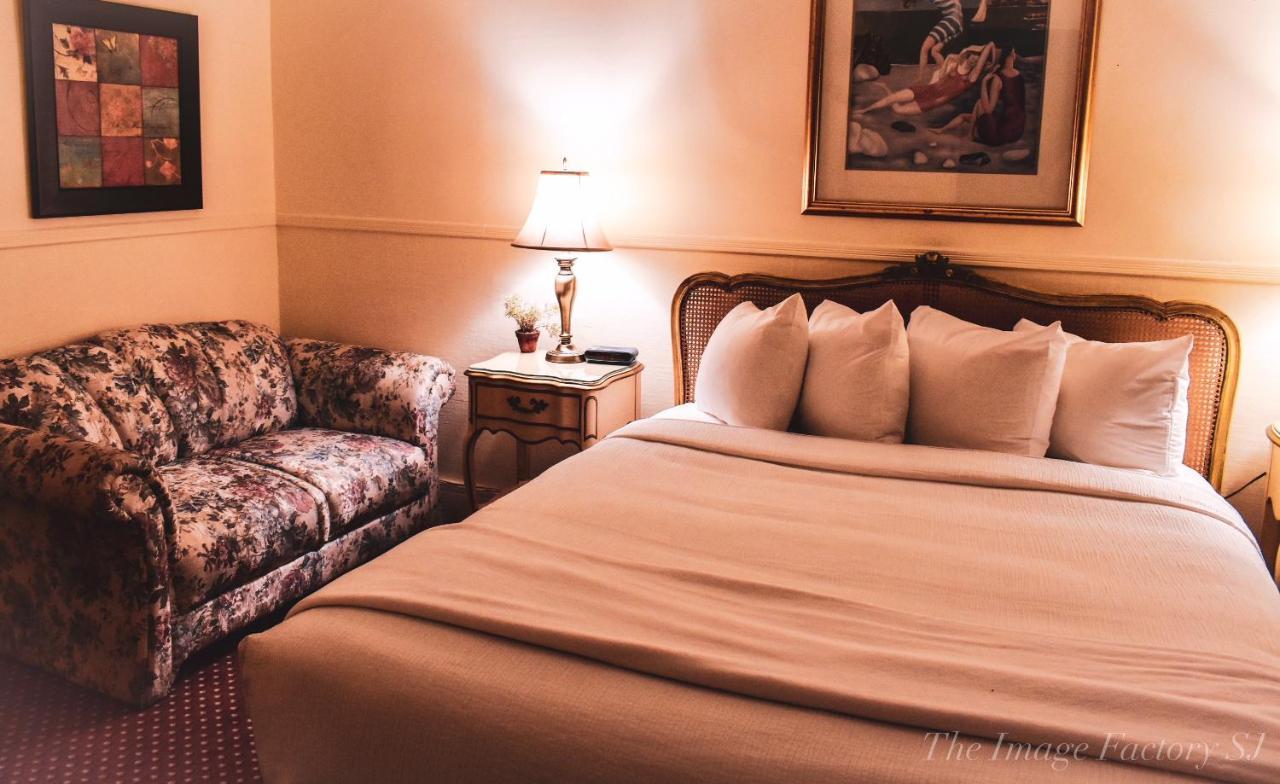 Kennedy Inn St. Andrews By The Sea Екстер'єр фото